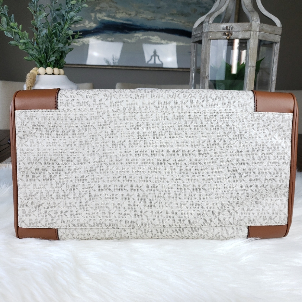 🌺NWT Michael Kors travel LG weekender bag Vanilla - Picture 5 of 8